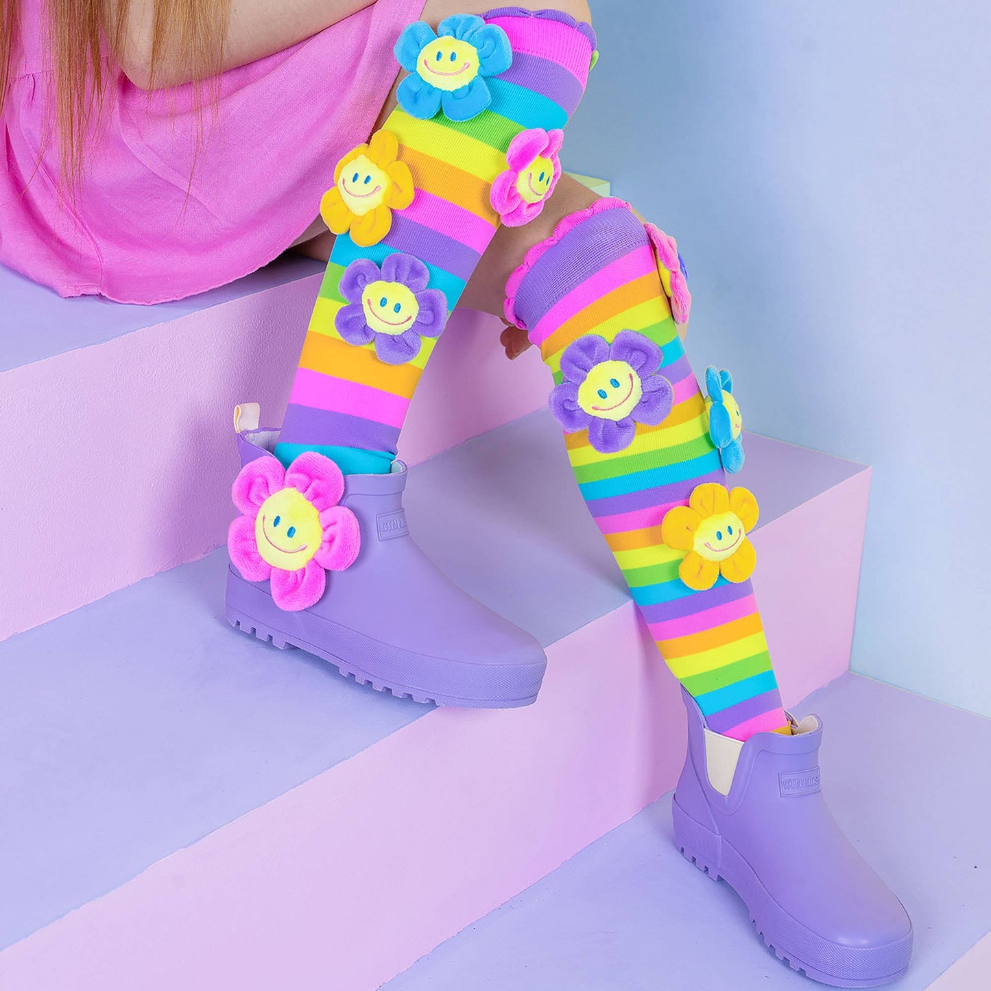 OOPSIE DAISY SOCKS: Kids & Adults Age 6 - 99