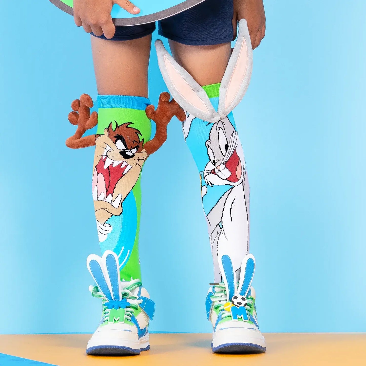 BUGS BUNNY SOCKS
: Kids & Adults Age 6 - 99