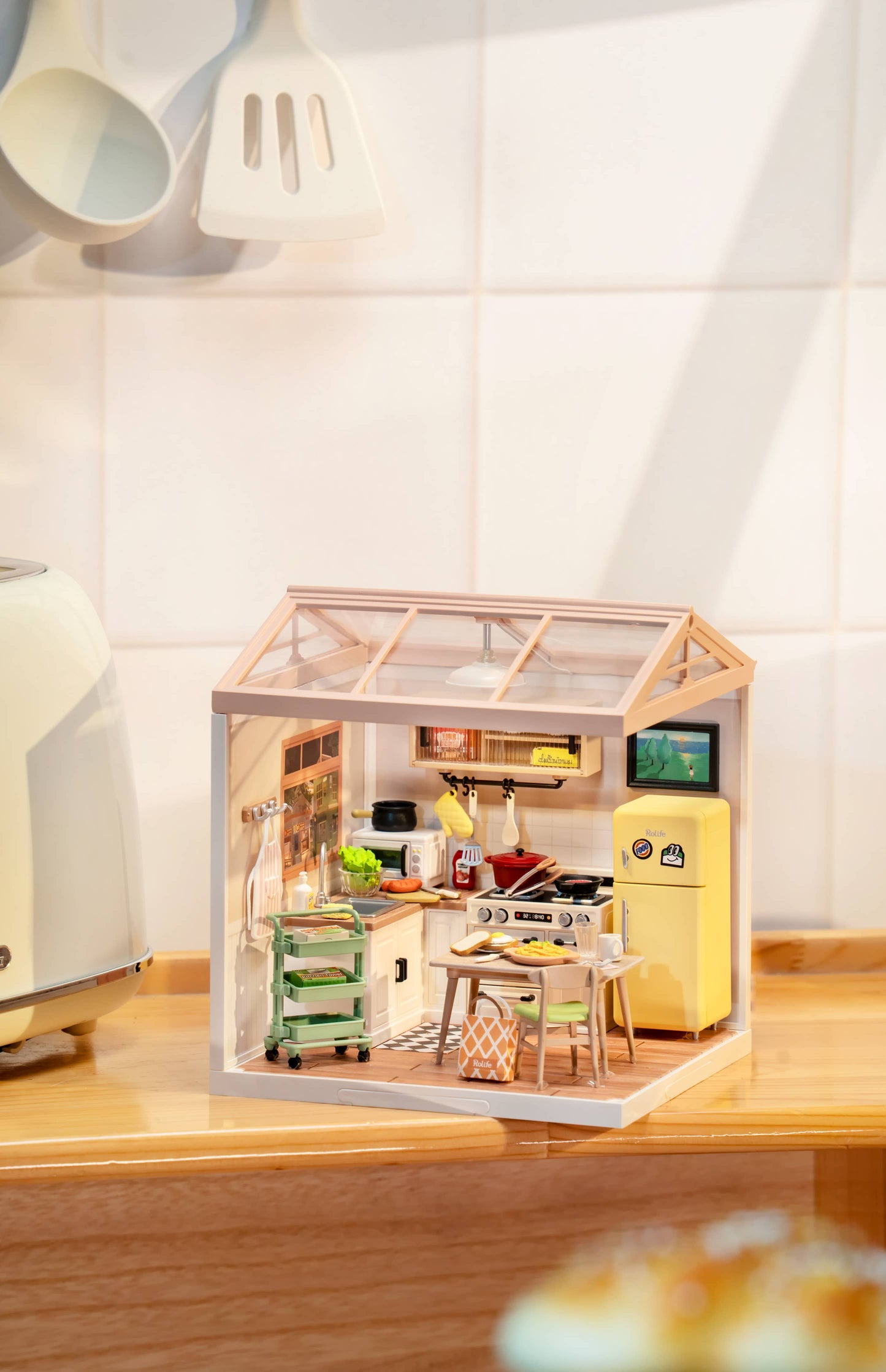 DIY Miniature House Kit: Happy Meals Kitchen