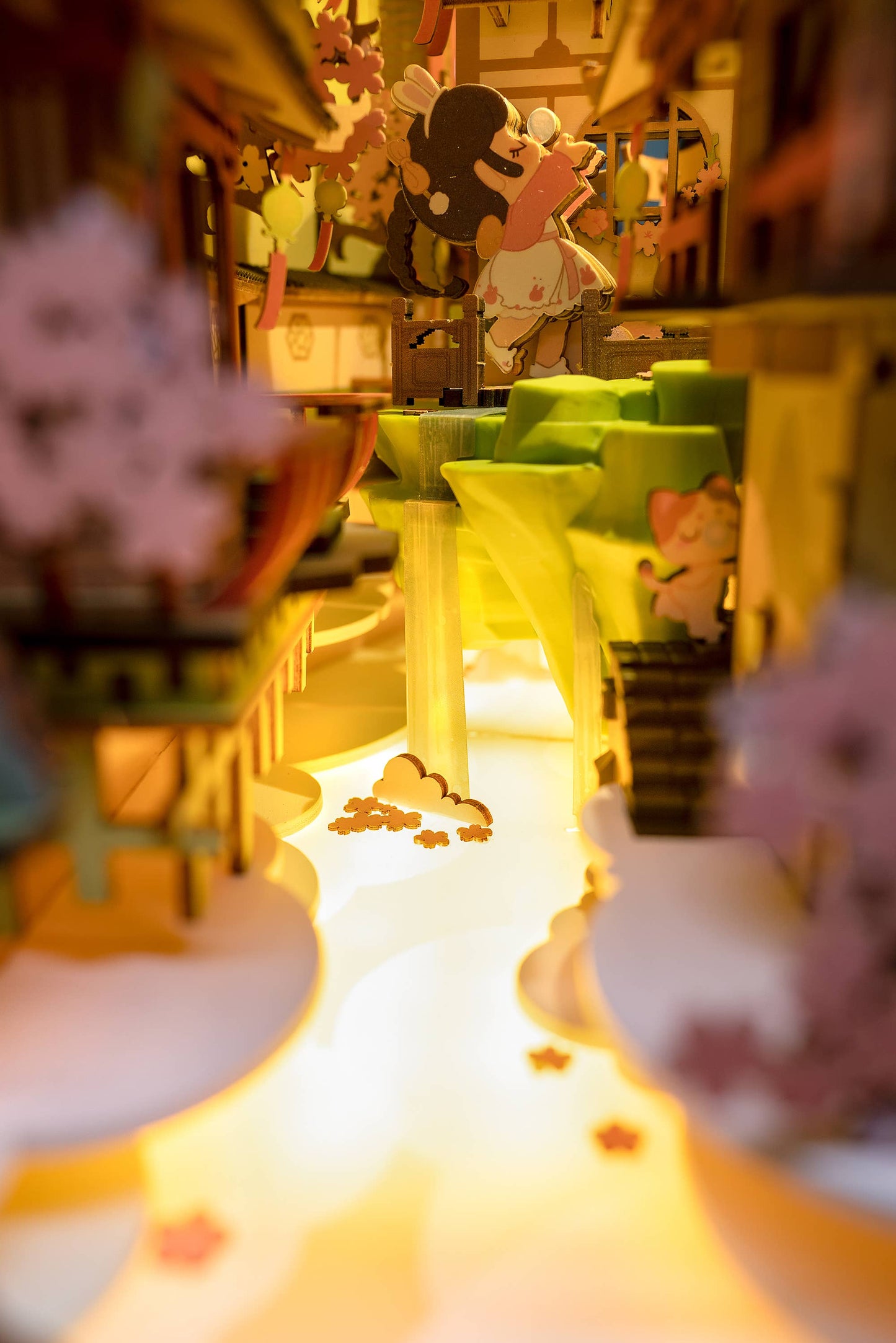 DIY Miniature House Book Nook Kit: Falling Sakura